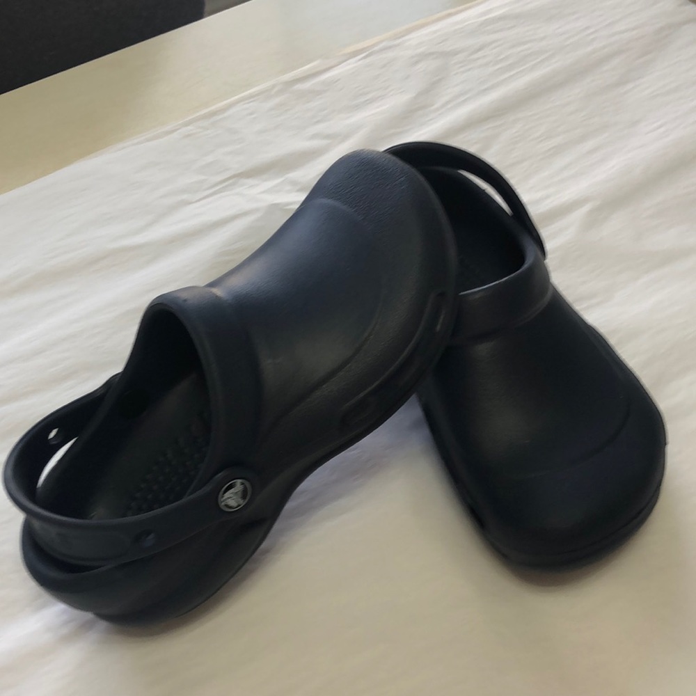 CROCS Classic Clogs in dark Navy Blue